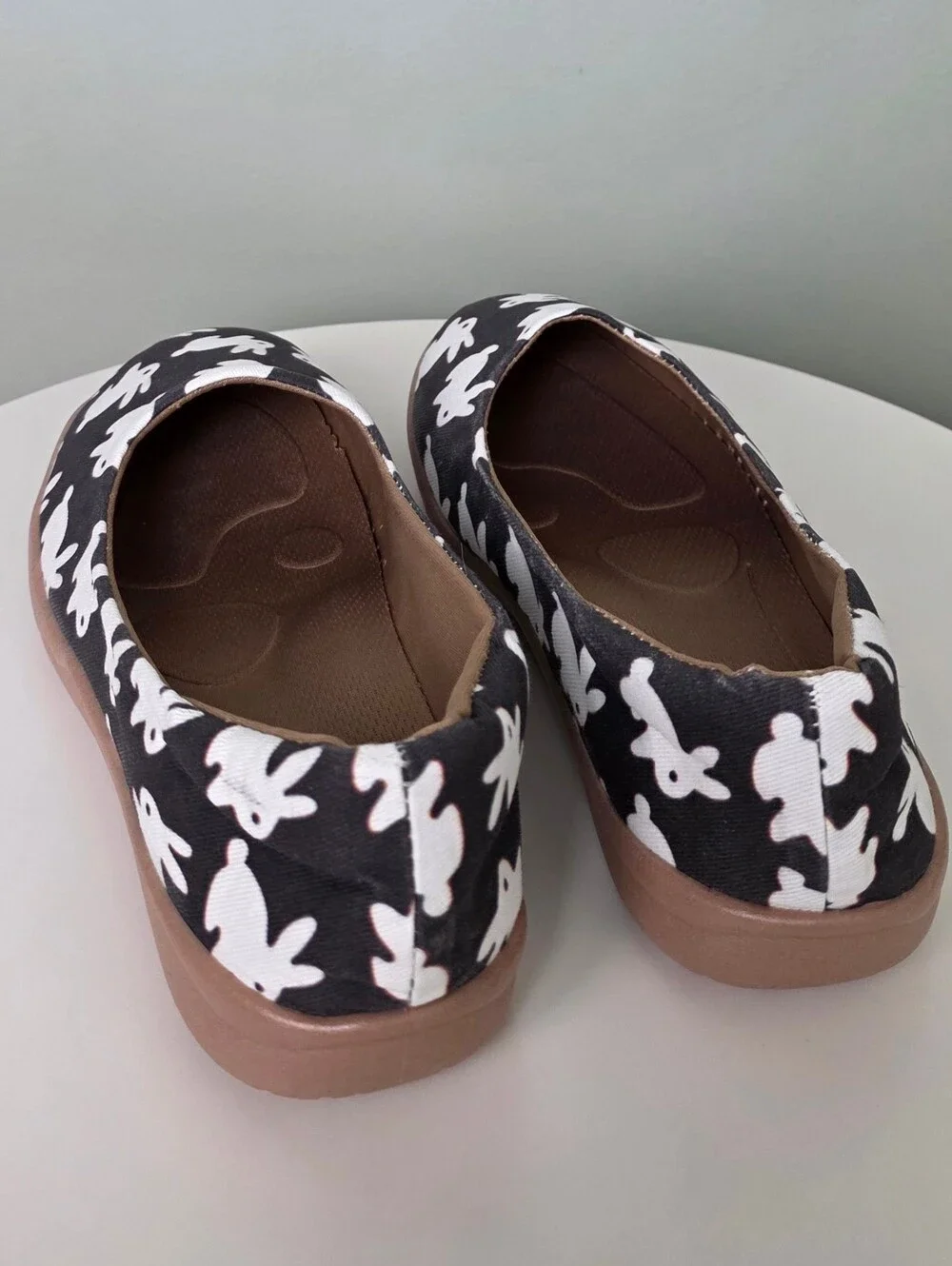 ​Cute Rabbit Bunny Print Slip On Canvas Flat Shoes Black White EU 37 / US 6.5-7